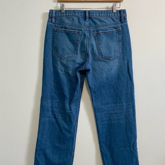 LOFT Slouchy Boyfriend Cuffed Jeans
Curvy Fit Classic Mid Wash Denim - Picture 6 of 8